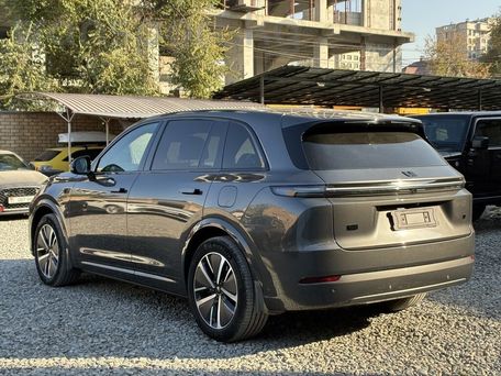 Li Auto (Lixiang) L7, 2024 — photo 6