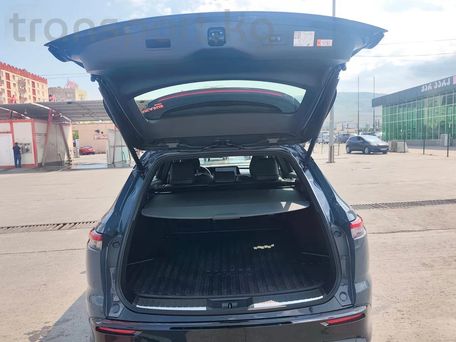 Toyota Crown, 2025 — photo 10