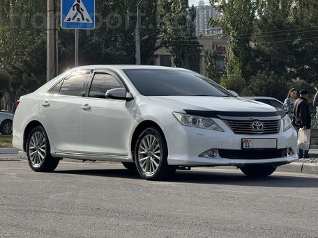 Toyota Camry, 2014 — photo 1
