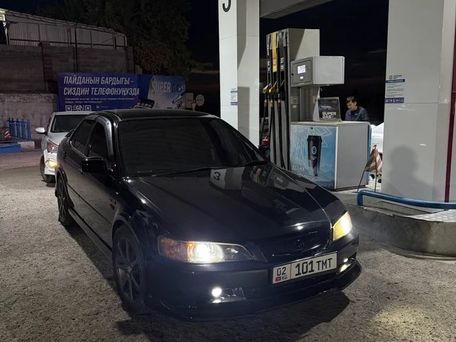 Honda Accord, 2001 — 照片 1