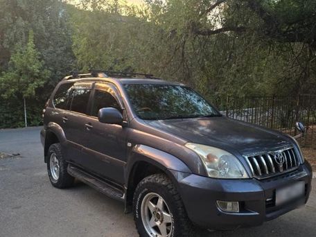 Toyota Land Cruiser Prado, 2004 — 照片 1