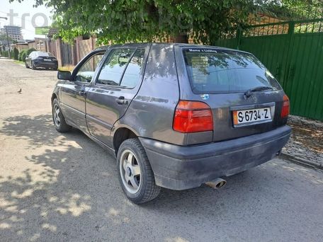Volkswagen Golf, 1993