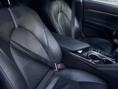 Toyota Camry, 2019 — фото 8