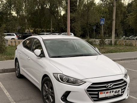 Hyundai Avante, 2018
