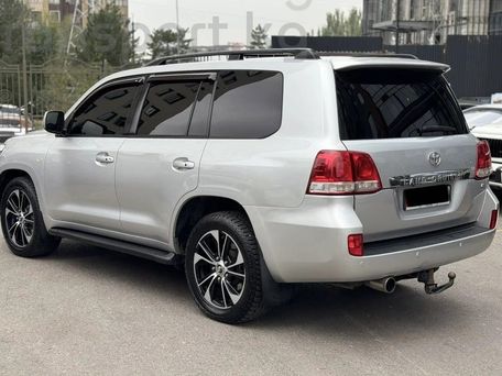 Toyota Land Cruiser, 2021 — фото 6