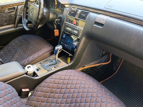 Mercedes-Benz E-Class, 1996 — photo 15