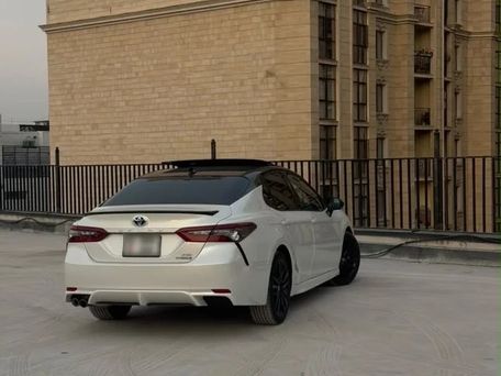 Toyota Camry, 2021 — 照片 4