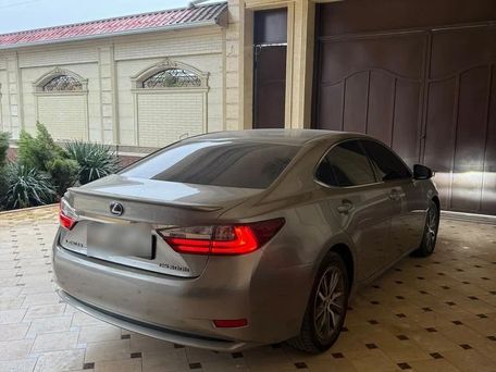 Lexus ES, 2017 — 照片 6