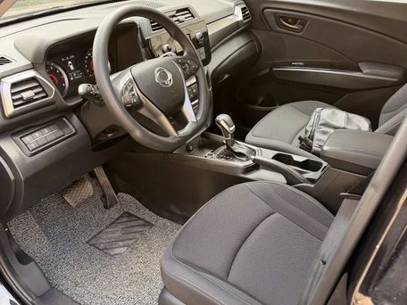 SsangYong Tivoli, 2024 — photo 4