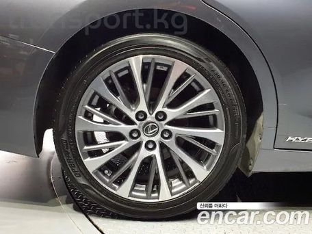 Lexus ES, 2019 — photo 12