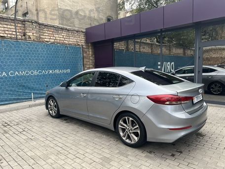 Hyundai Elantra, 2016 — фото 2