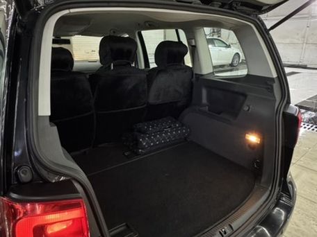 Volkswagen Touran, 2012 — 照片 11