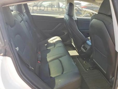 Tesla Model 3, 2020 — сүрөт 9