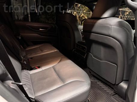Lexus LX, 2022 — photo 3