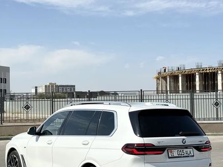 BMW X7, 2023 — фото 4