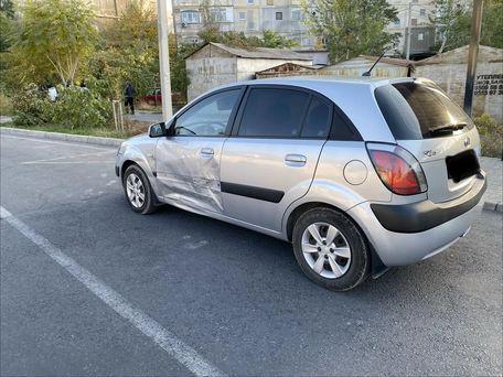 Kia Rio, 2009 — photo 6
