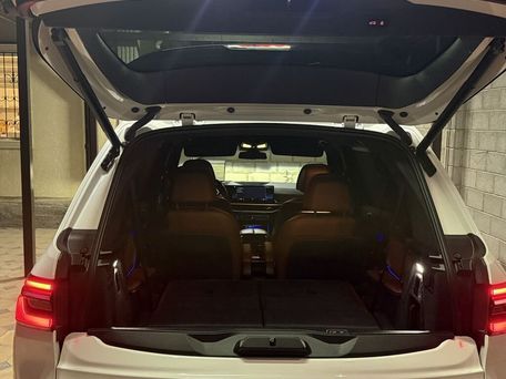 BMW X7, 2022 — 照片 6