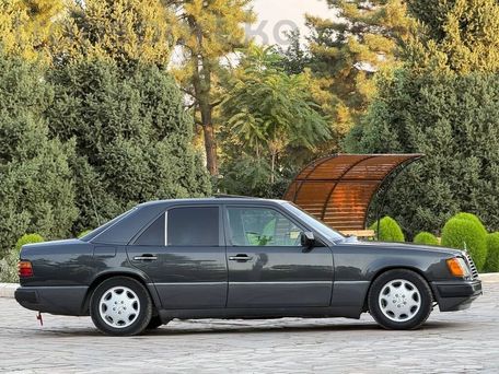 Mercedes-Benz W124, 1993 — фото 2