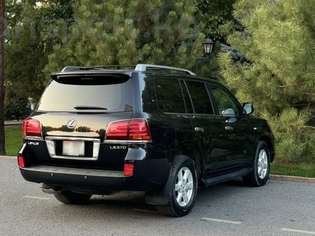 Lexus LX, 2011 — 照片 6