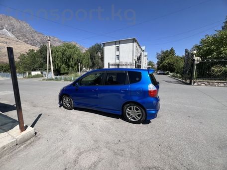Honda Fit, 2002