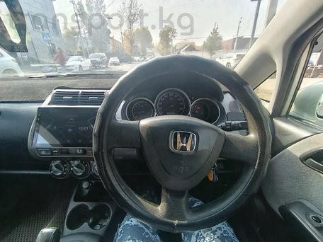 Honda Fit, 2003 — photo 8
