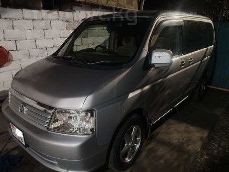 Honda Stepwgn, 2001