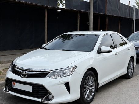 Toyota Camry, 2017
