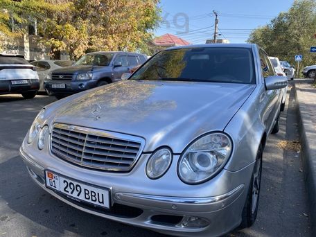 Mercedes-Benz E-Класс, 2003 — 照片 1