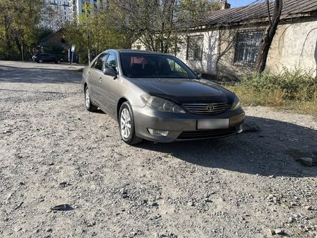 Toyota Camry, 2004 — photo 2