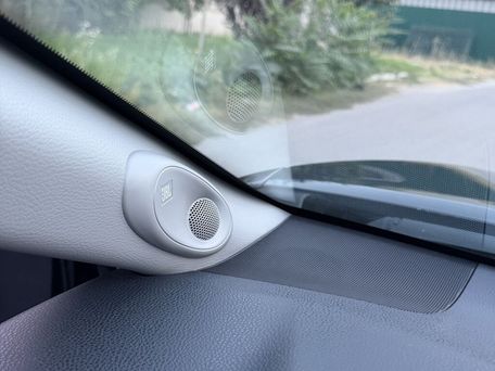 Toyota Camry, 2018 — фото 16