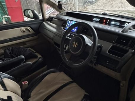 Honda Stepwgn, 2005 — сүрөт 2