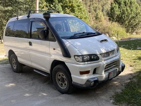 Mitsubishi Delica, 1997 — 照片 5