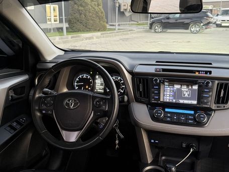 Toyota RAV4, 2017 — 照片 8