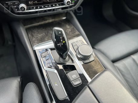 BMW 5 серии, 2018 — сүрөт 9