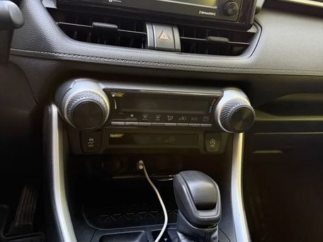 Toyota RAV4, 2019 — фото 10