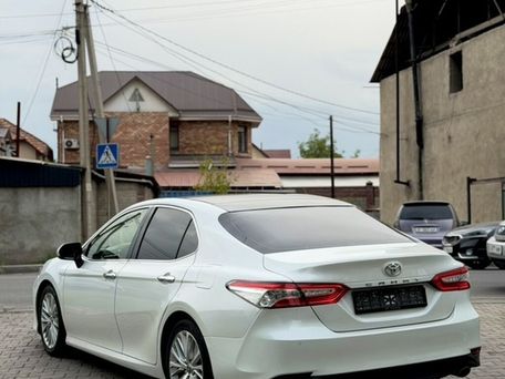Toyota Camry, 2018 — photo 4