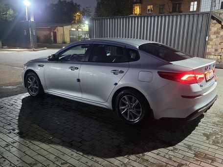 Kia Optima, 2020 — photo 8
