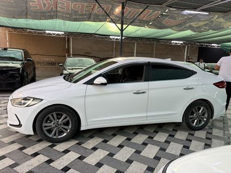 Hyundai Elantra, 2017 — 照片 3