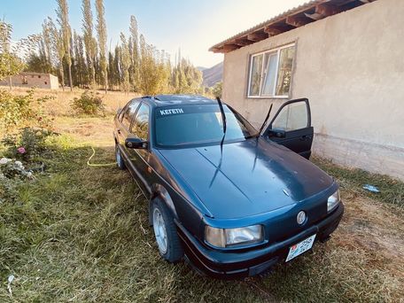 Volkswagen Passat, 1989 — photo 8