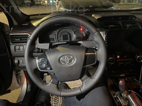 Toyota Camry, 2012 — 照片 2