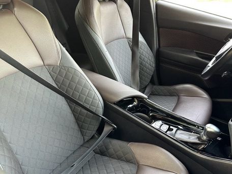 Toyota C-HR, 2017 — photo 8