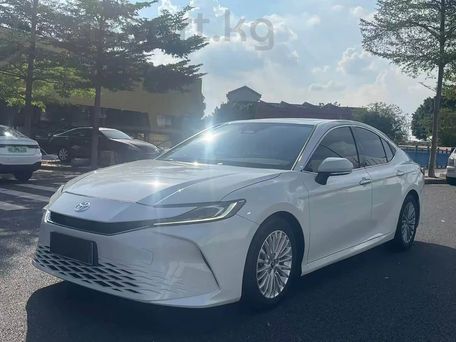 Toyota Camry, 2025 — фото 1