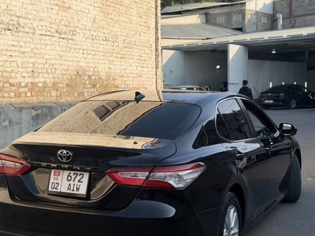 Toyota Camry, 2020 — 照片 4
