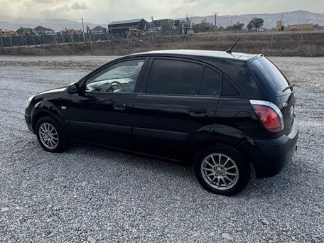 Kia Rio, 2009 — 照片 3