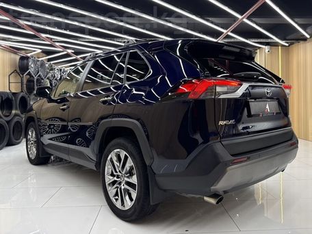 Toyota RAV4, 2020 — photo 8
