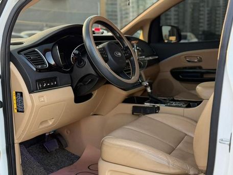 Kia Carnival, 2019 — photo 7