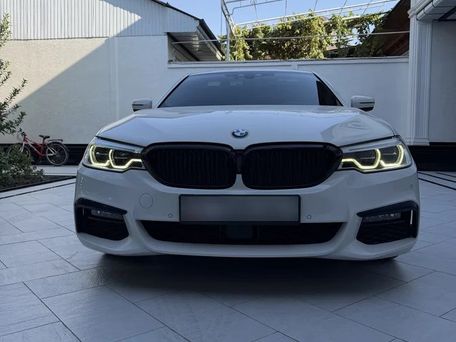 BMW 5 серии, 2019 — фото 1