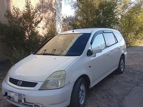 Honda Stream, 2003 — photo 1