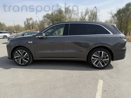 Li Auto (Lixiang) L6, 2024 — 照片 8