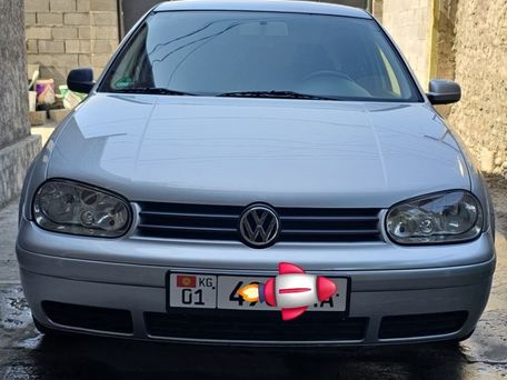 Volkswagen Golf, 2002